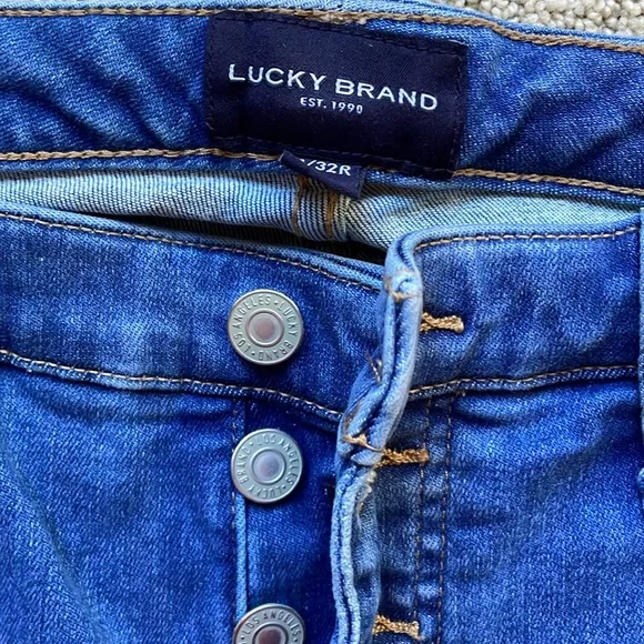 Lucky Brand Jeans - Picture 3 of 6